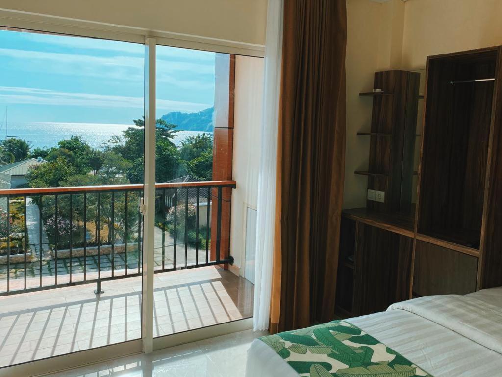 Sylvia Hotel & Resort Komodo Labuan Bajo Ngoại thất bức ảnh