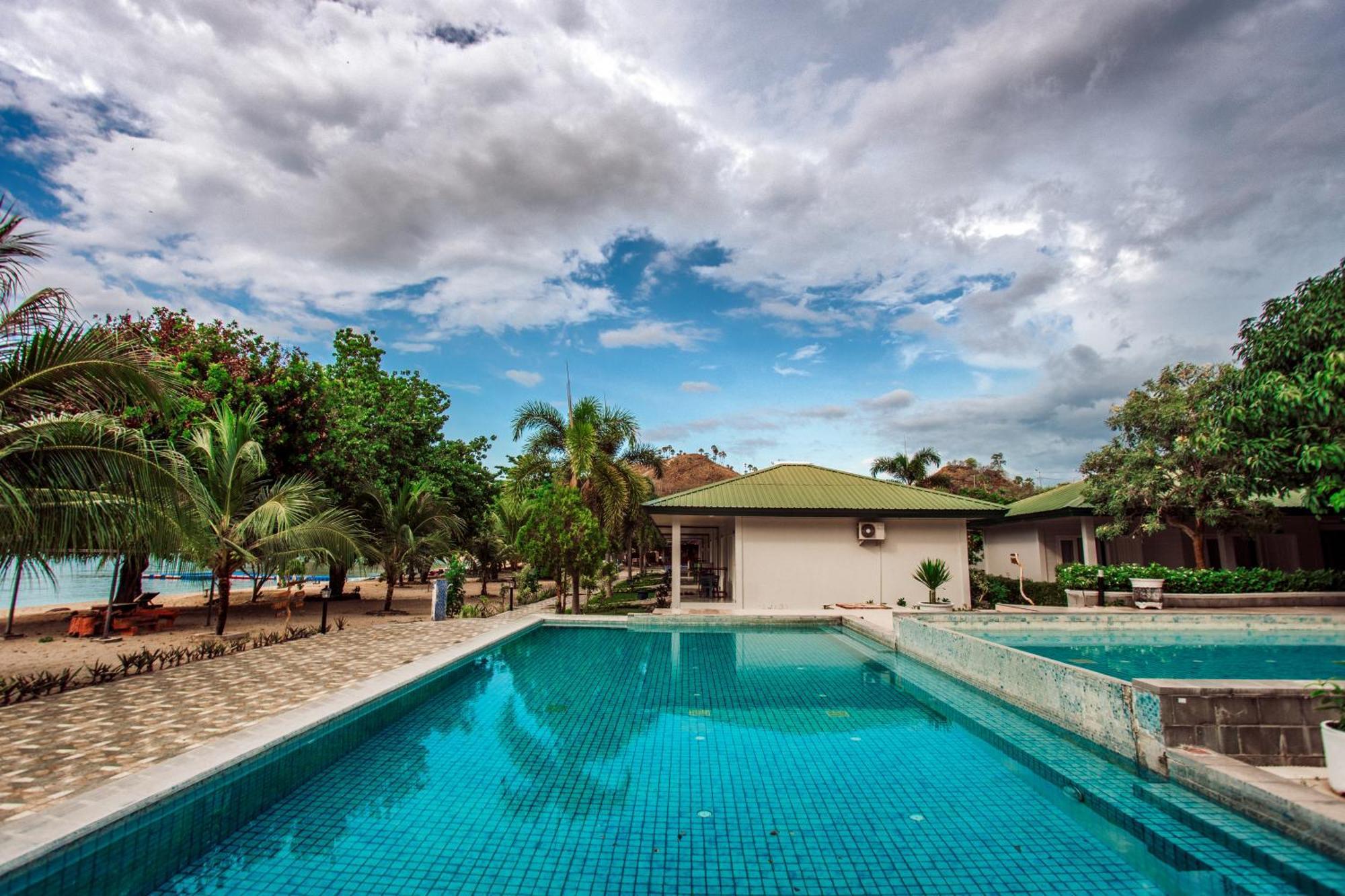 Sylvia Hotel & Resort Komodo Labuan Bajo Ngoại thất bức ảnh