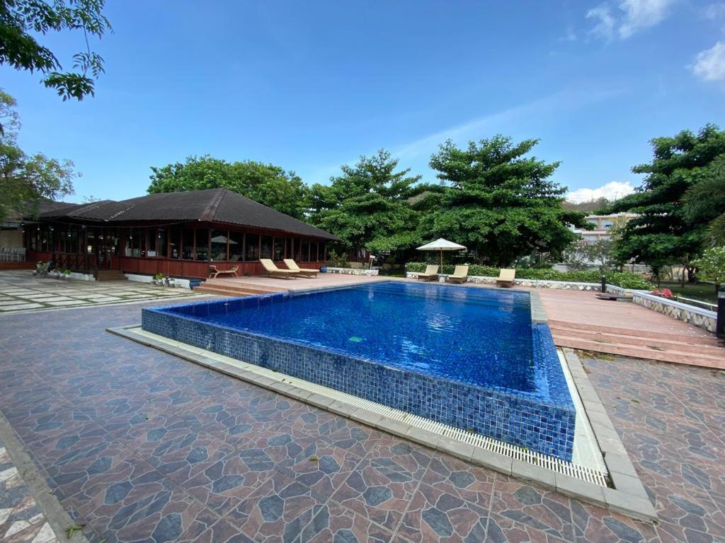 Sylvia Hotel & Resort Komodo Labuan Bajo Ngoại thất bức ảnh