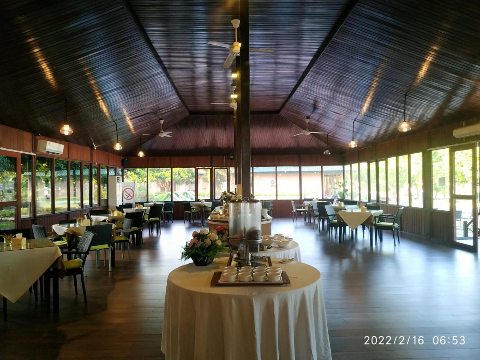 Sylvia Hotel & Resort Komodo Labuan Bajo Ngoại thất bức ảnh